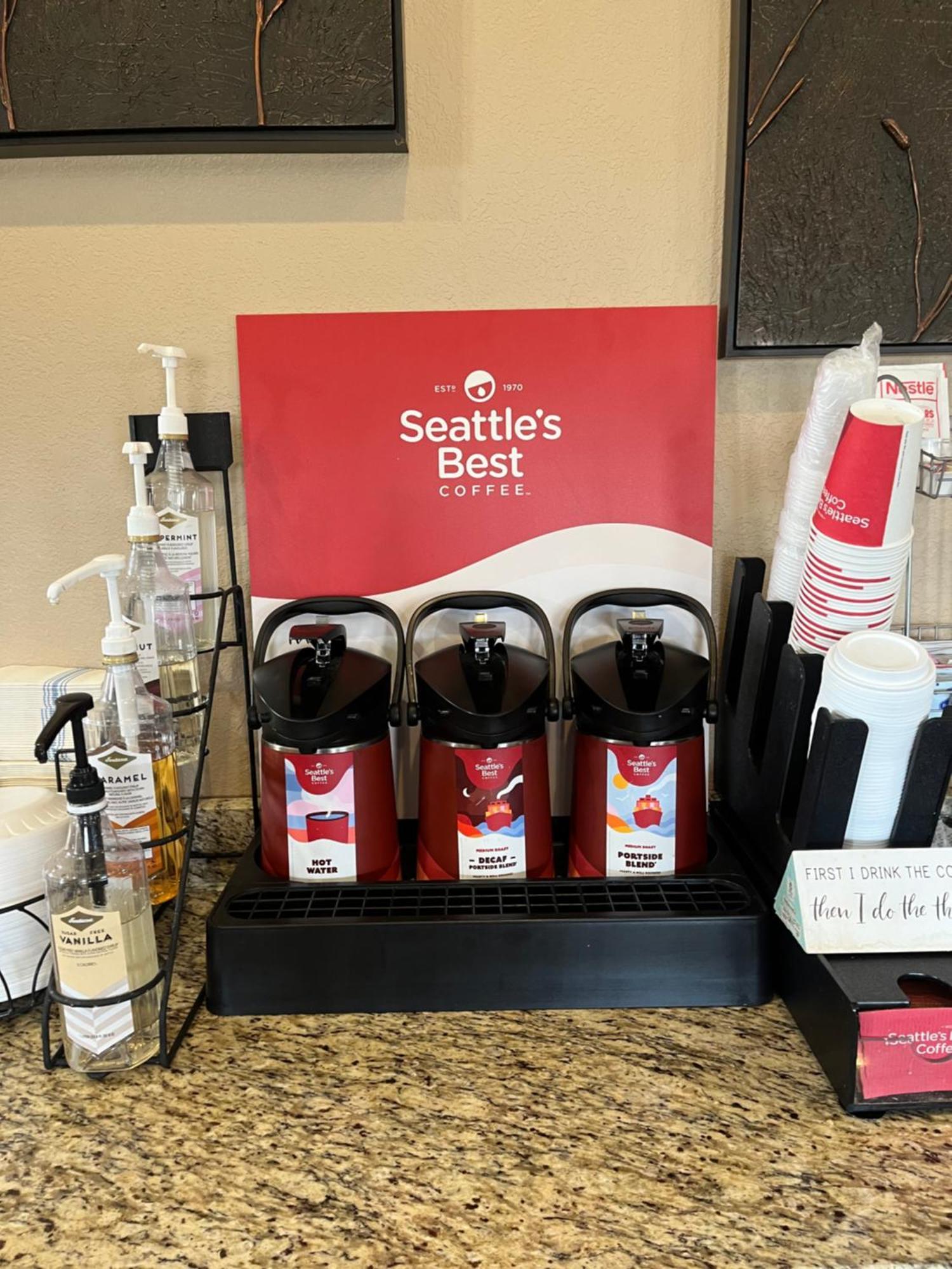 Cobblestone Inn & Suites - Denison | Oak Ridge מראה חיצוני תמונה