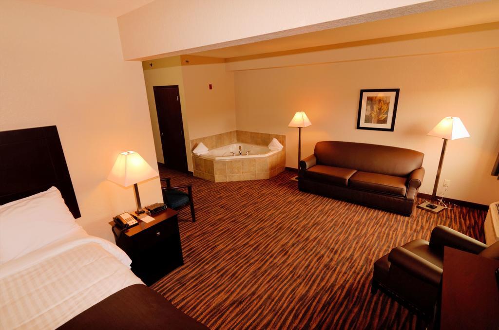 Cobblestone Inn & Suites - Denison | Oak Ridge חדר תמונה