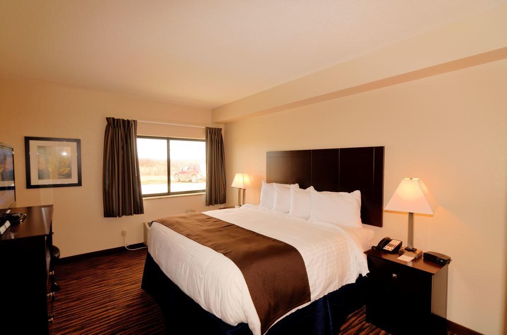 Cobblestone Inn & Suites - Denison | Oak Ridge חדר תמונה