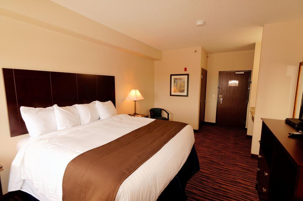 Cobblestone Inn & Suites - Denison | Oak Ridge מראה חיצוני תמונה