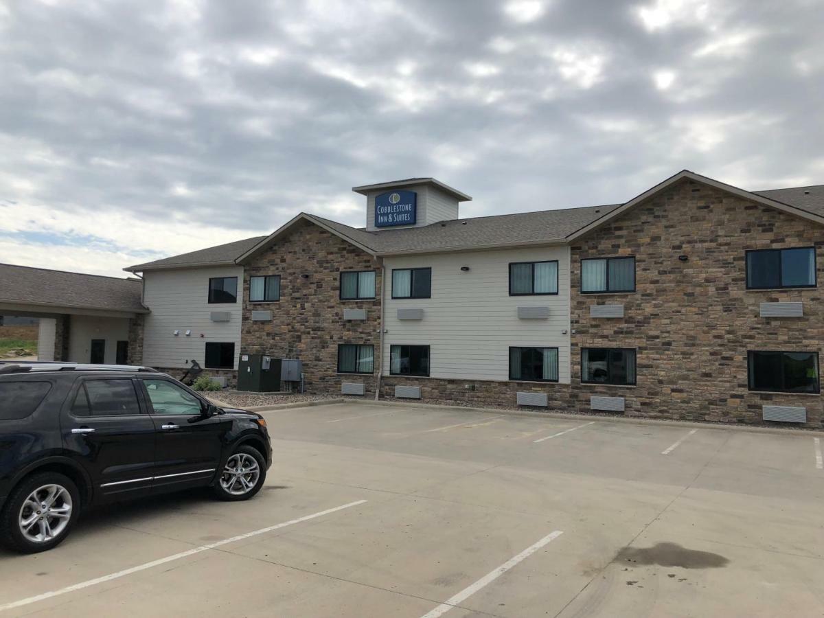 Cobblestone Inn & Suites - Denison | Oak Ridge מראה חיצוני תמונה